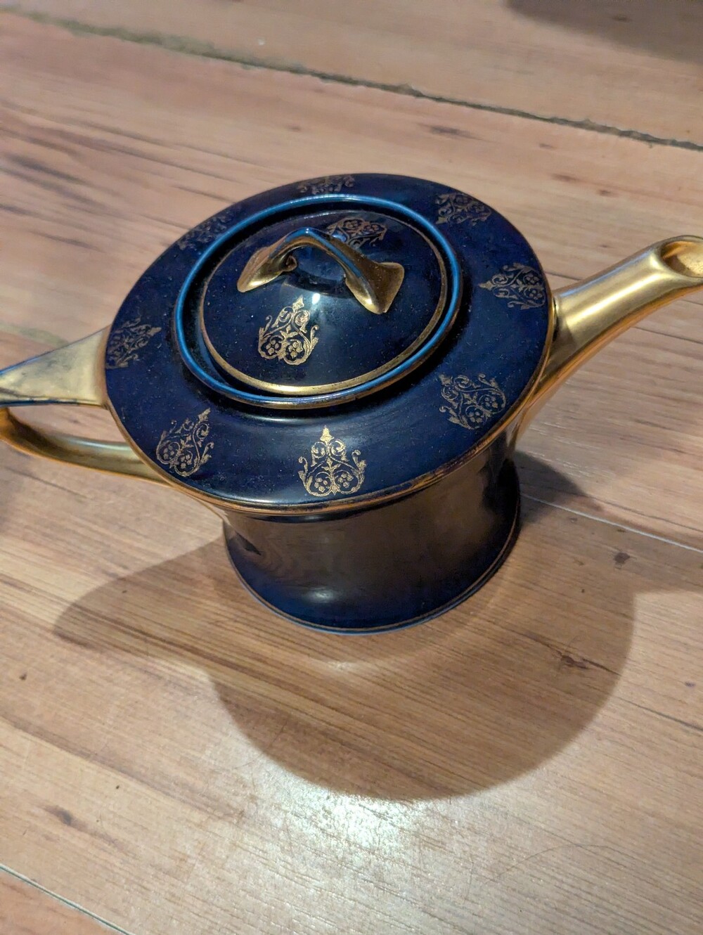 Vintage Blue and Gold Decorative Teapot - Elegant Home Kitchen Serving Pot